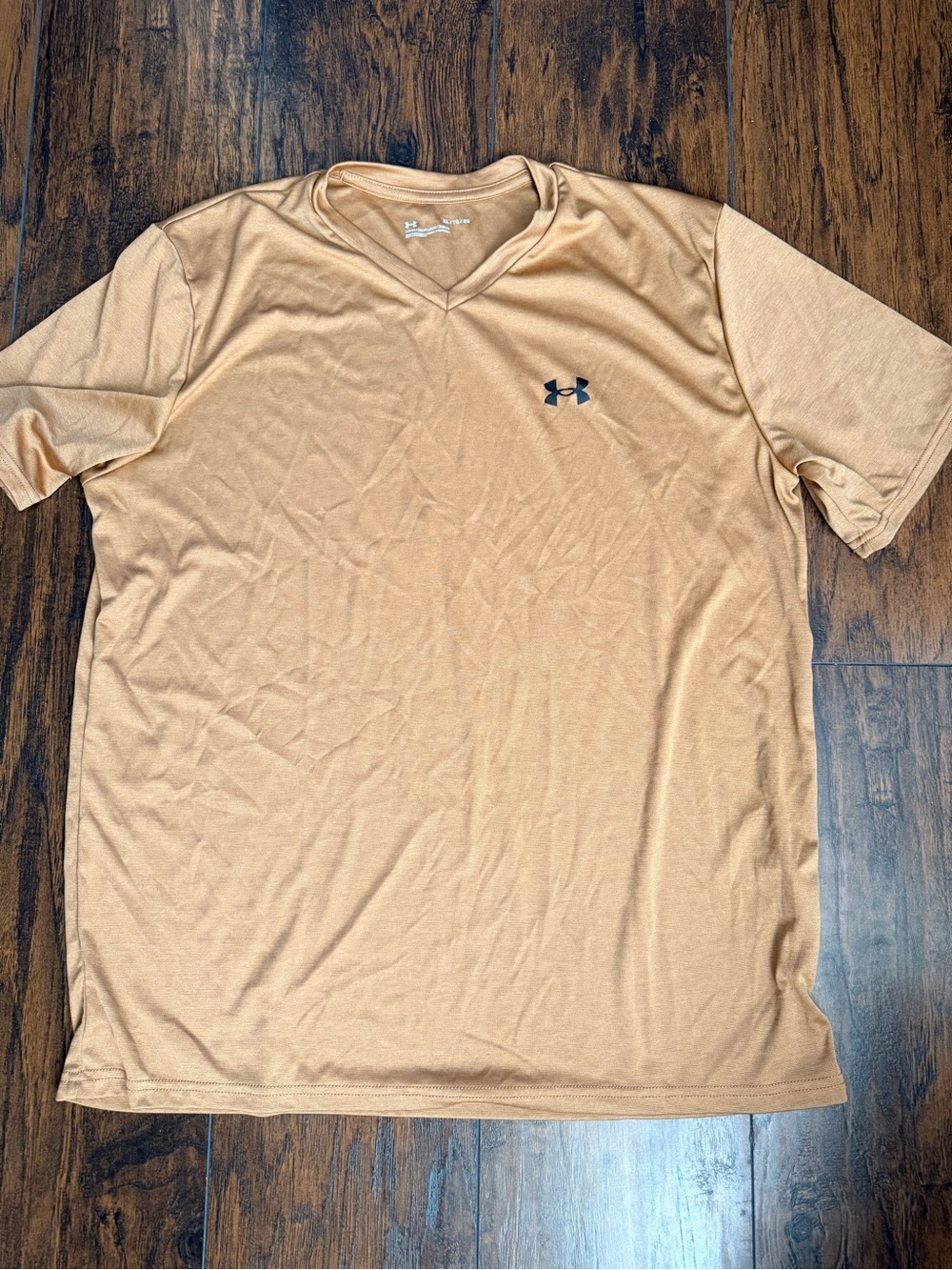 Under Armour Men's Short Sleeve V-Neck Tee in Tan